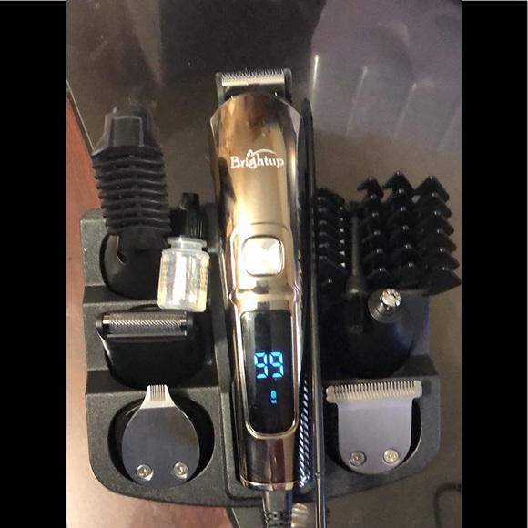 Men’s Cordless Hair Clippers Beard Trimmer.Electric Shaver All in 1 Groo… - Picture 7 of 8